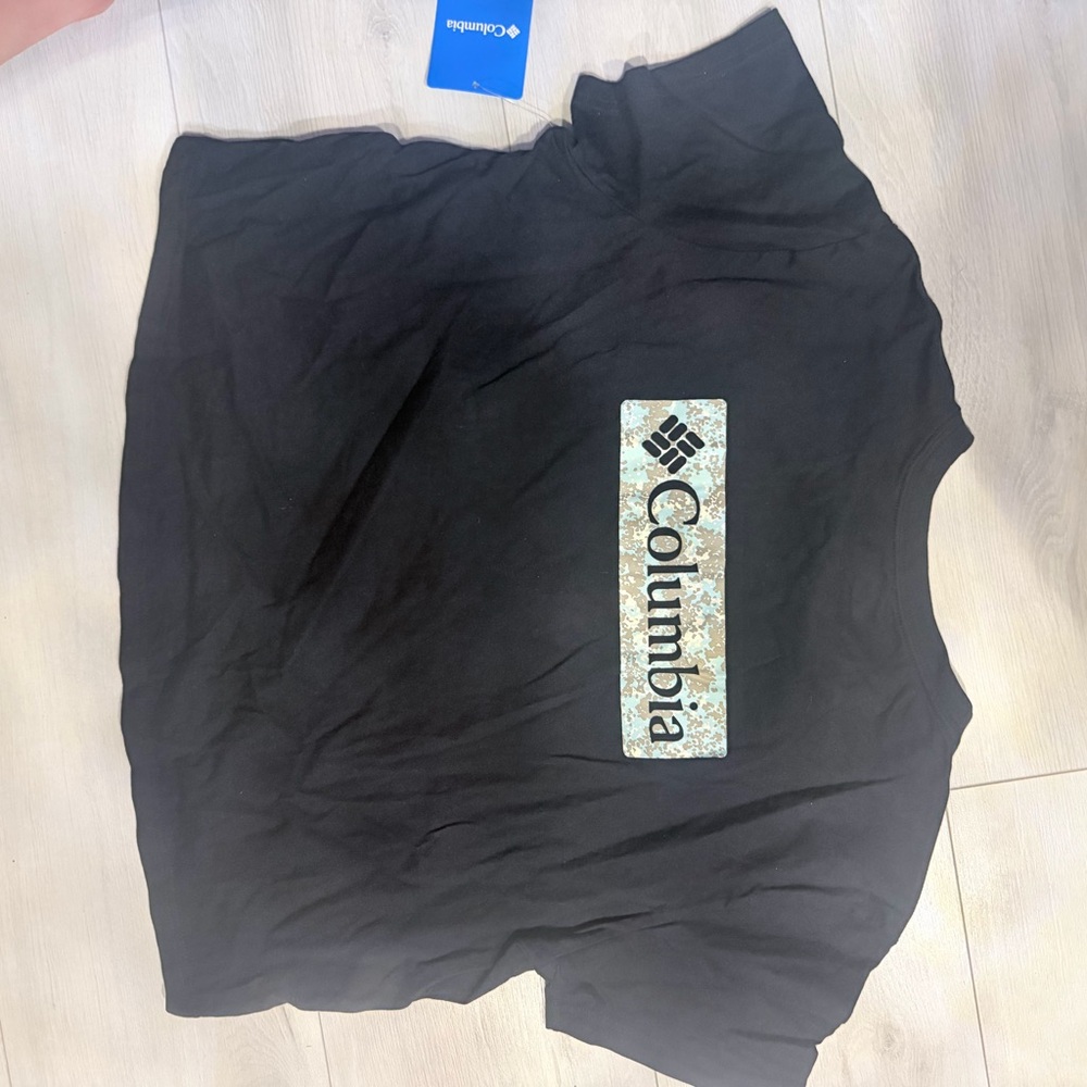 Columbia Black Crop Women's Shirt